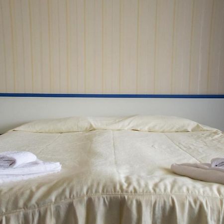 Hotel Marina キテン エクステリア 写真
